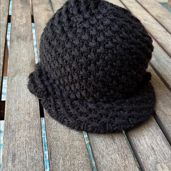 The North Face Black Knit Men's Hat - Picture 1 of 6
